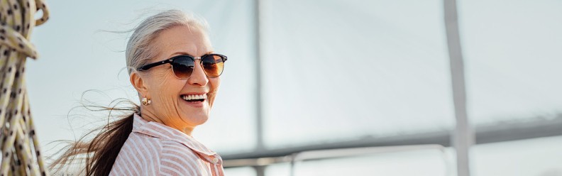 Qu'est-ce qu'une paire de lunettes de soleil avec correction et comment les acheter en ligne ?